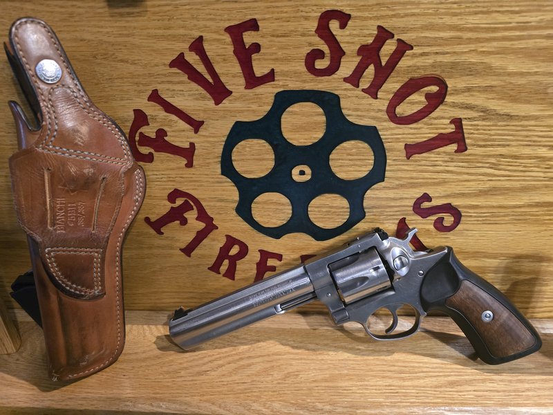 RUGER GP100 357MAG